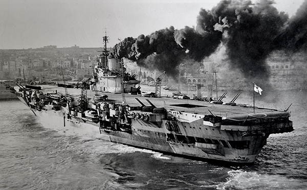 R INDOMITABLE 10 APRILE 1946