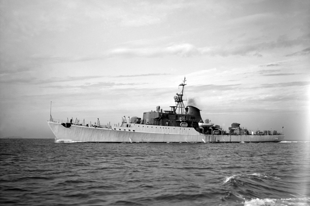 ALMIRANTE GARCIA ( D 33)